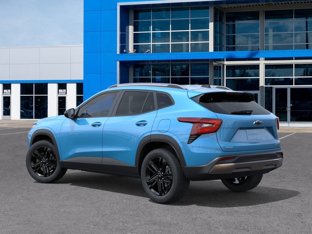 New 2026 Chevrolet Trax ACTIV w/ Sunroof Package FWD image 3