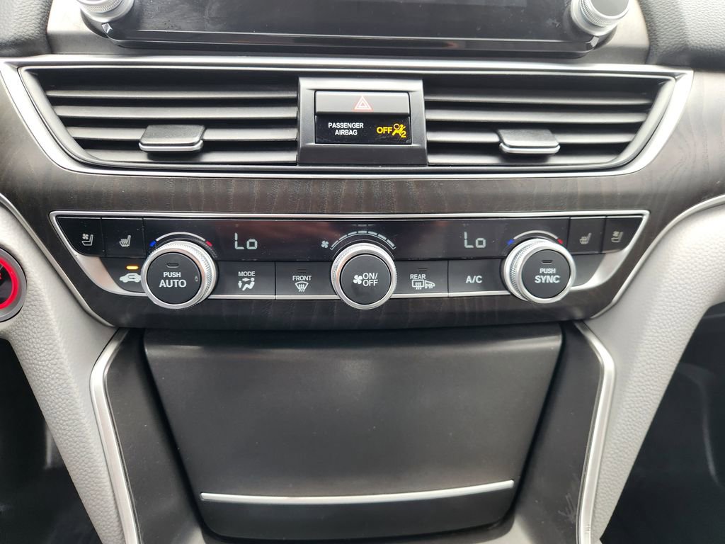 Used 2019 Honda Accord Touring image 17