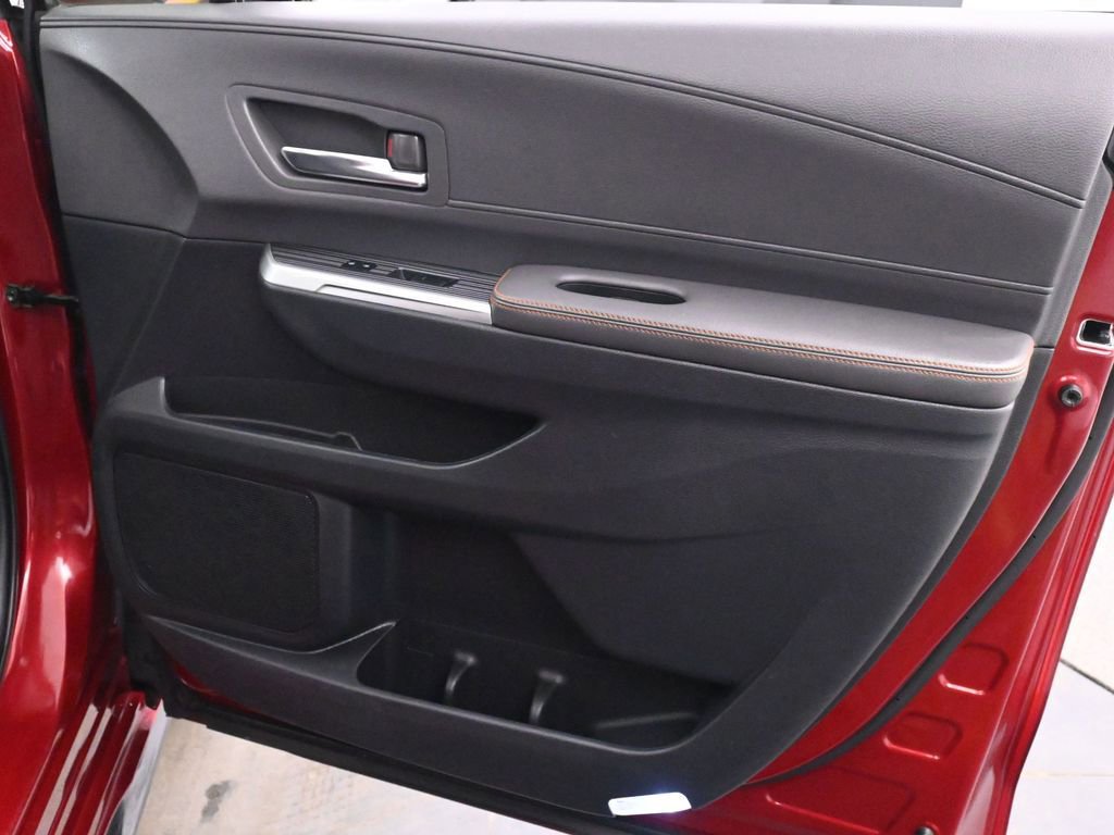 Used 2021 Toyota Sienna XSE image 17