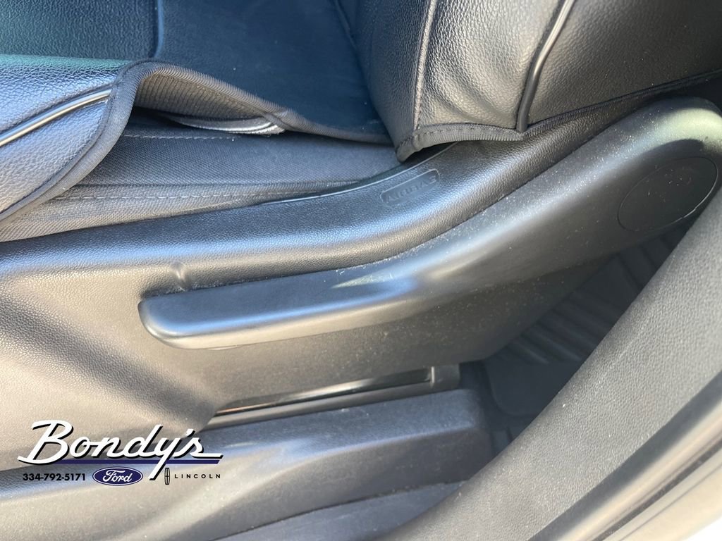 Used 2021 Chevrolet Silverado 1500 Custom AWD/4WD image 9