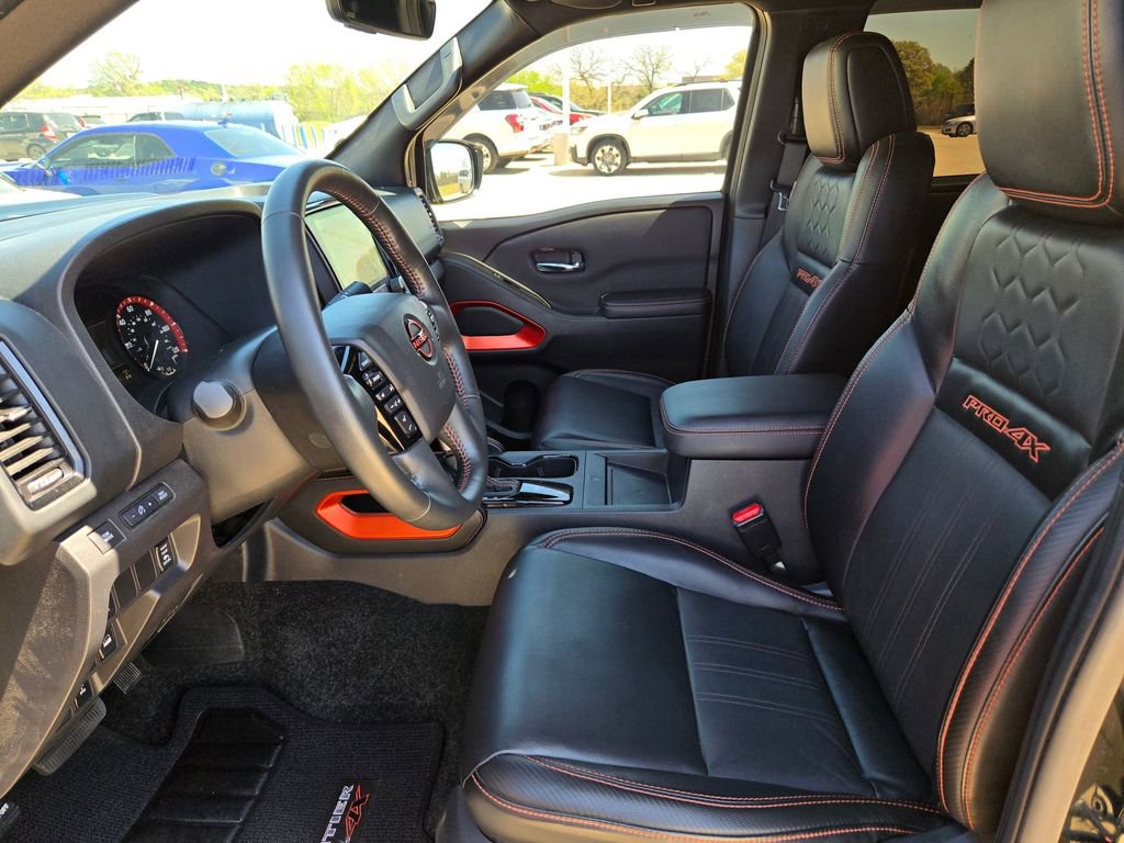 Used 2023 Nissan Frontier PRO-4X w/ Pro-4X Premium Package image 9