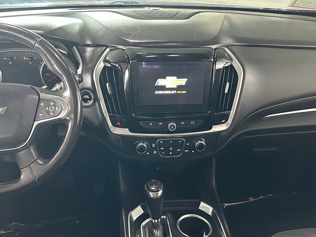 Used 2019 Chevrolet Traverse LT FWD image 10