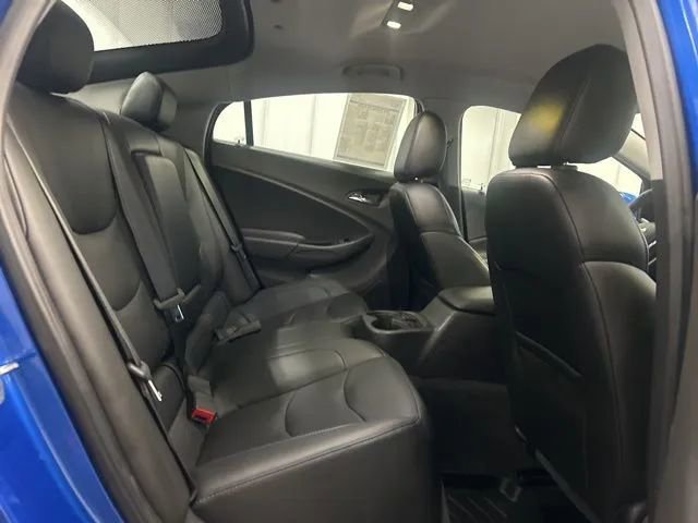 Used 2018 Chevrolet Volt Premier w/ Driver Confidence II Package FWD image 14