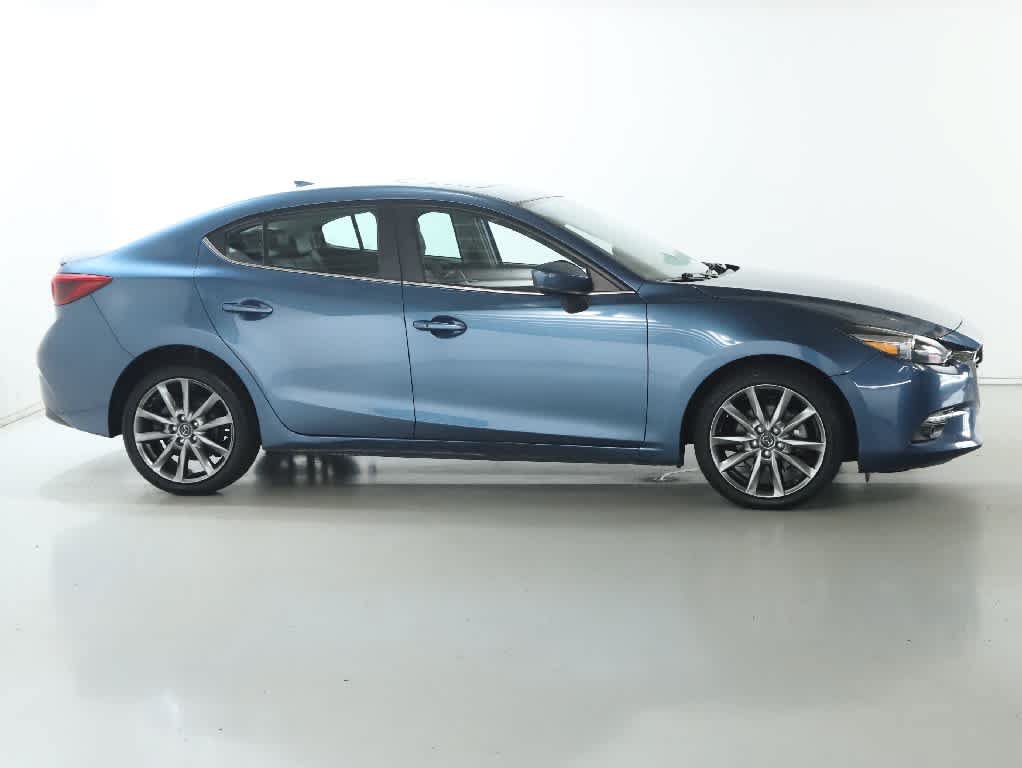 Used 2018 MAZDA MAZDA3 Grand Touring FWD image 11