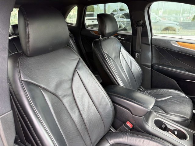 Certified 2019 Lincoln MKC Reserve w/ MKC Technology Package image 18