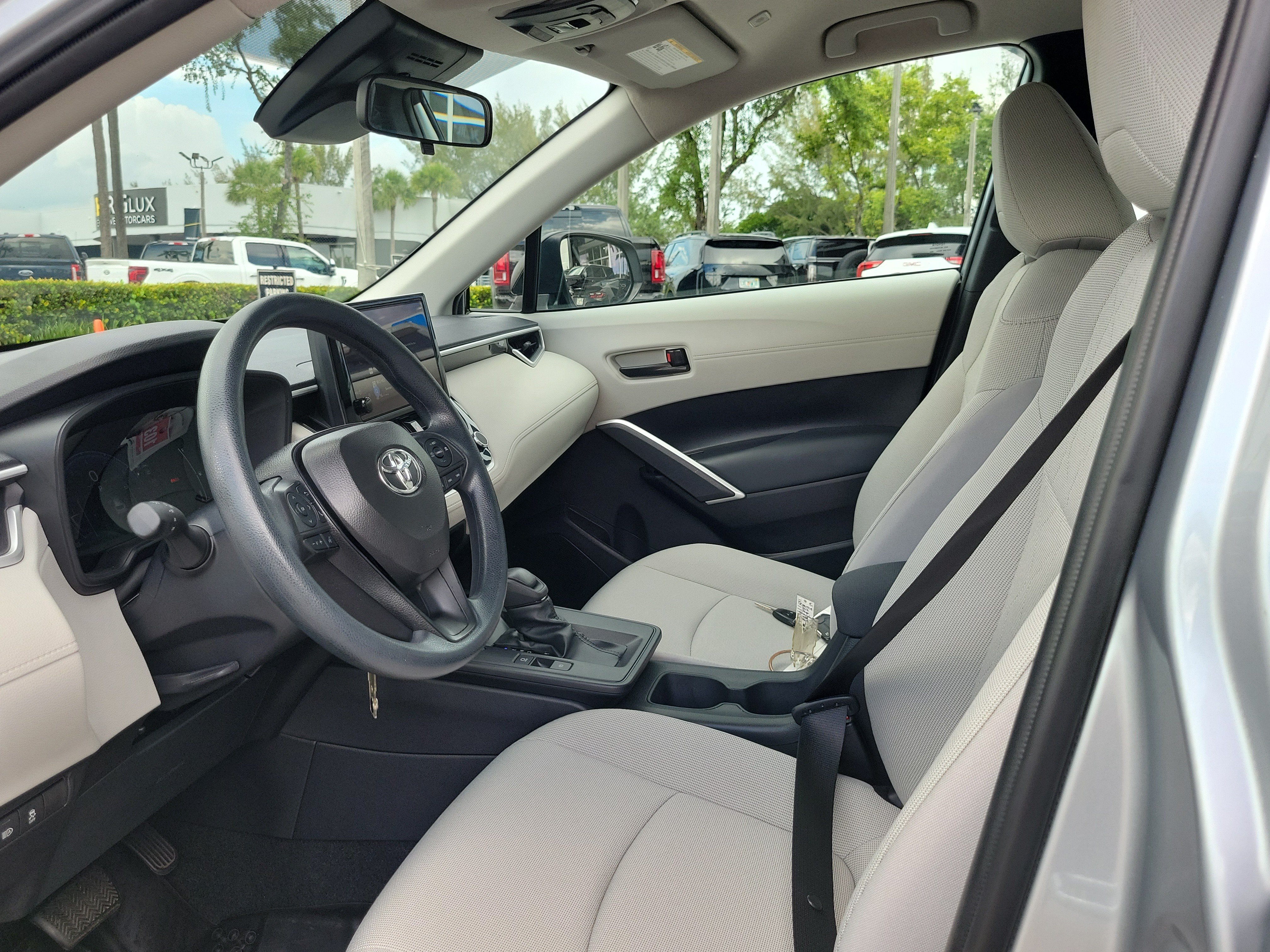 Used 2026 Toyota Corolla Cross L FWD image 10