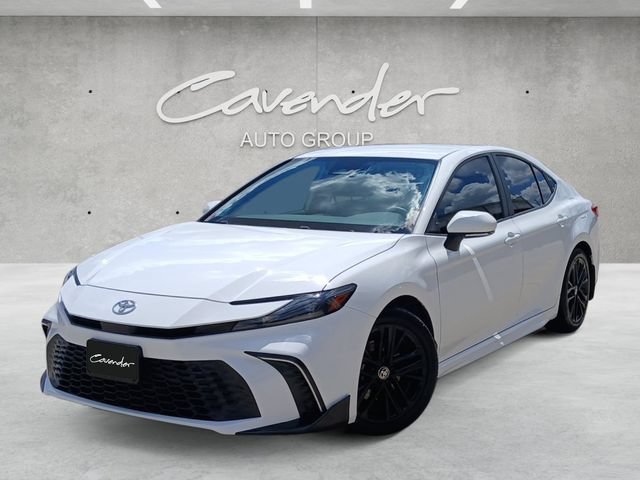 Used 2025 Toyota Camry SE
