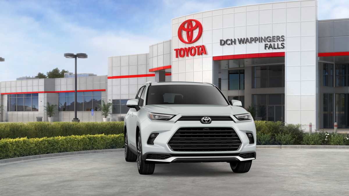 New 2026 Toyota Grand Highlander AWD Hybrid image 28