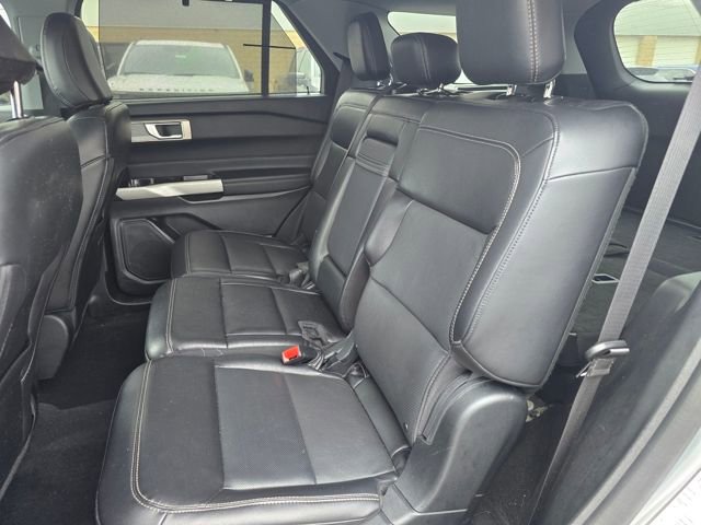 Used 2024 Ford Explorer Limited image 12