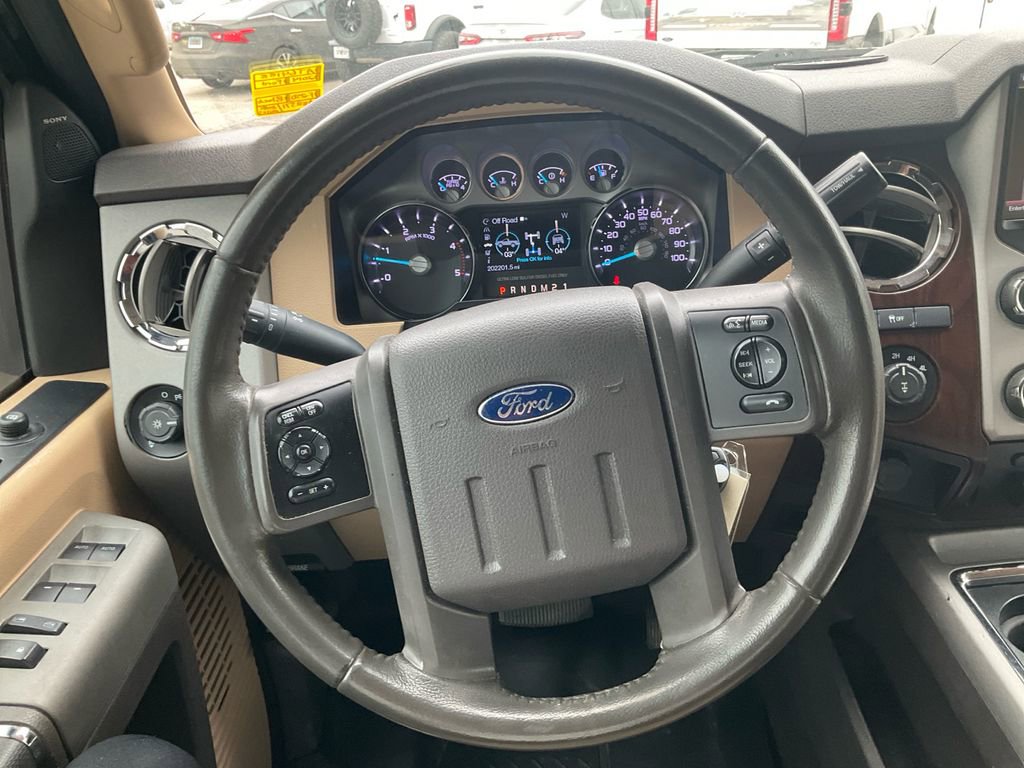 Used 2014 Ford F250 Lariat image 21