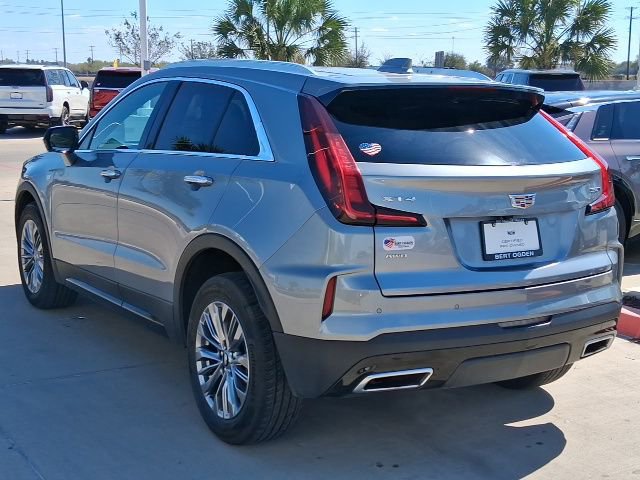 Used 2025 Cadillac XT4 Premium Luxury AWD/4WD image 4
