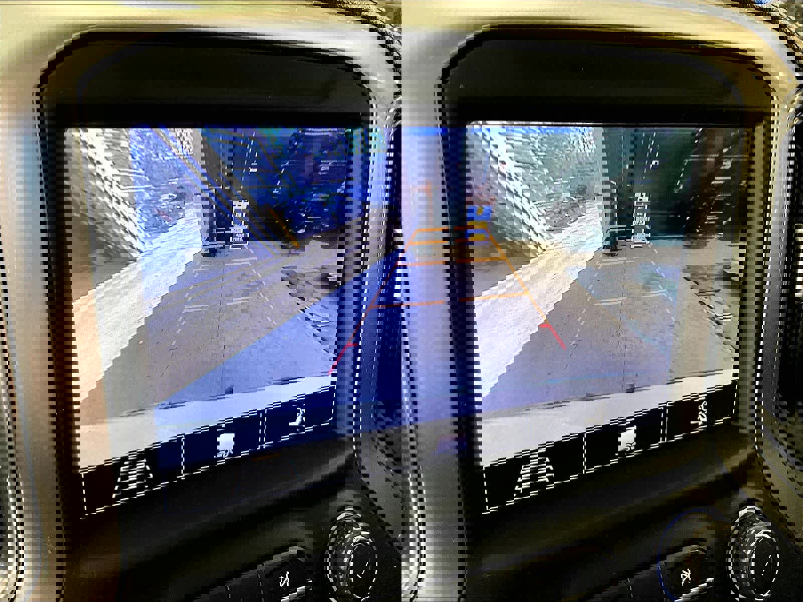 Used 2020 Chevrolet Silverado 1500 LT Trail Boss image 19