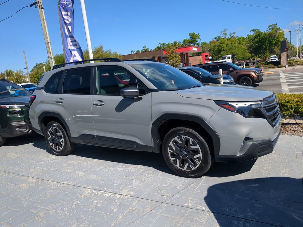 Used 2026 Subaru Forester Premium AWD/4WD image 3