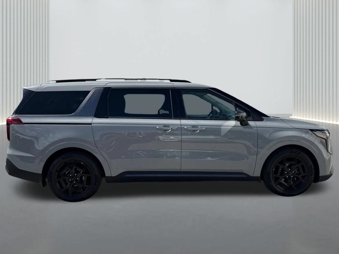 Used 2026 Kia Carnival SX Prestige FWD image 4