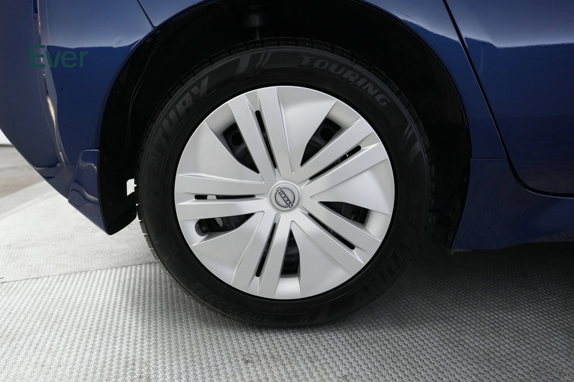 Used 2025 Nissan Leaf S FWD image 21