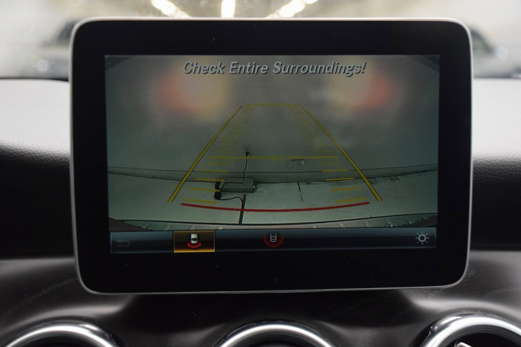 Used 2018 Mercedes-Benz GLA 250 4MATIC image 31