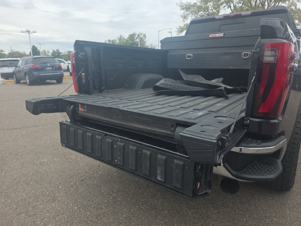 Used 2024 GMC Sierra 2500 SLT w/ SLT Premium Package AWD/4WD image 19