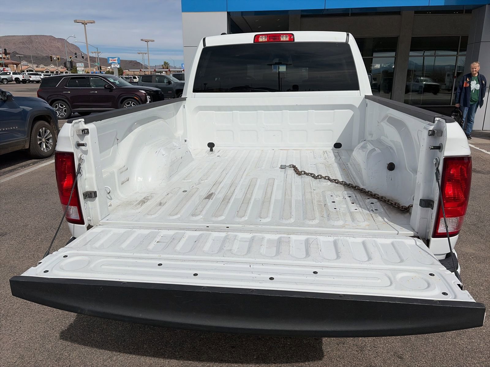 Used 2021 RAM 1500 Express image 3