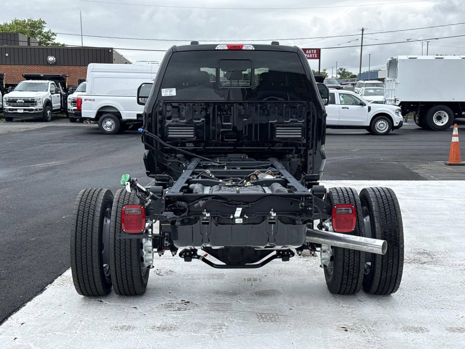 New 2026 Ford F550 4x4 Crew Cab Super Duty image 4