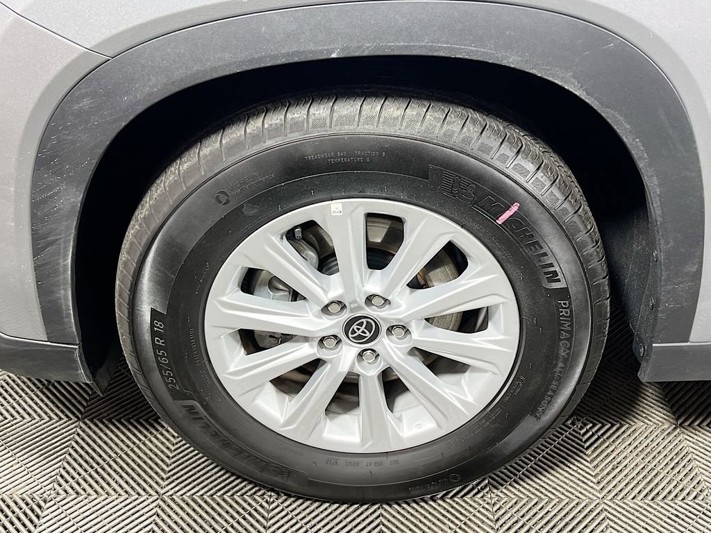 Certified 2025 Toyota Grand Highlander AWD image 29