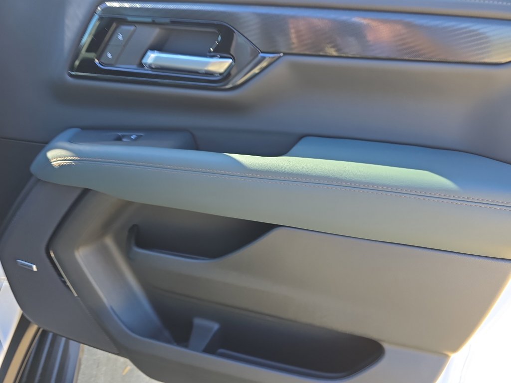 New 2026 GMC Yukon AT4 image 15
