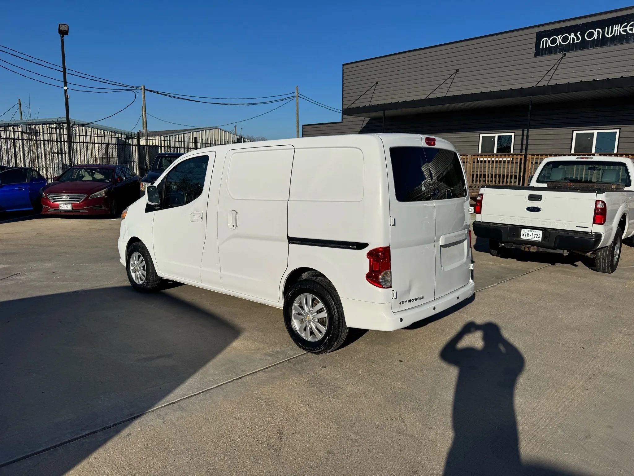 Used 2015 Chevrolet City Express LT w/ Technology Package FWD image 4