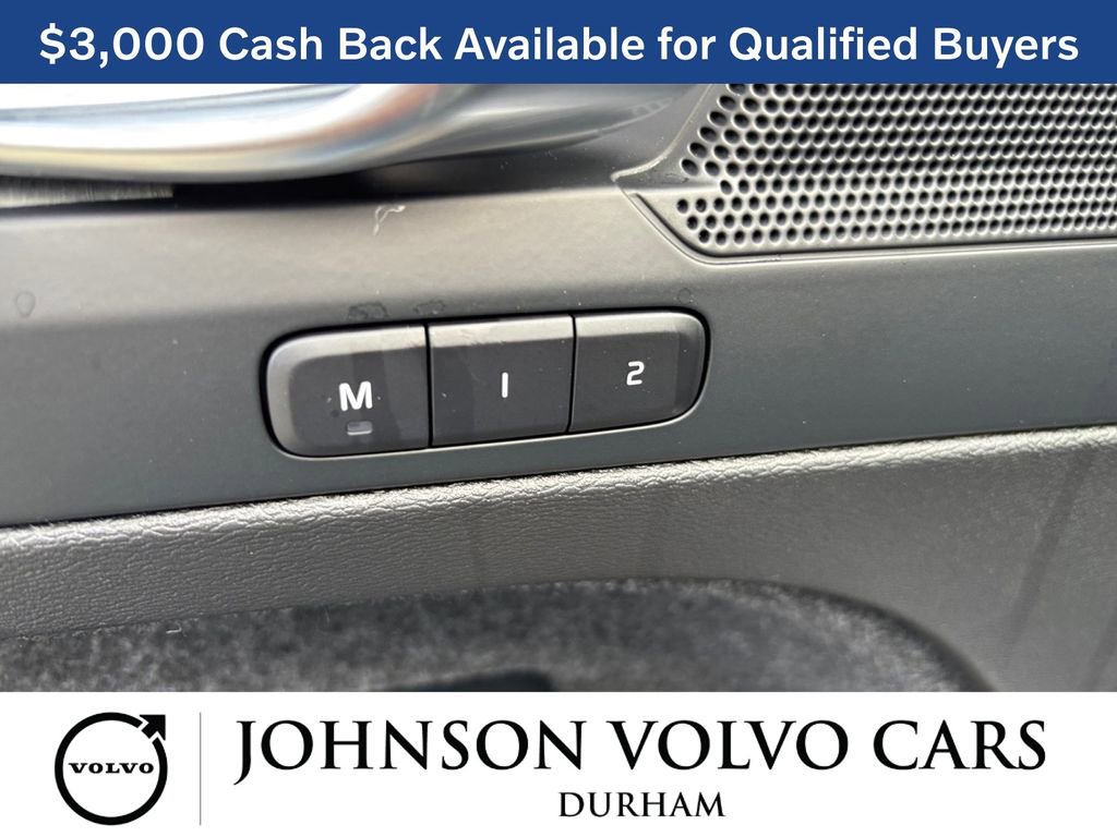 New 2026 Volvo XC40 B4 Core image 12