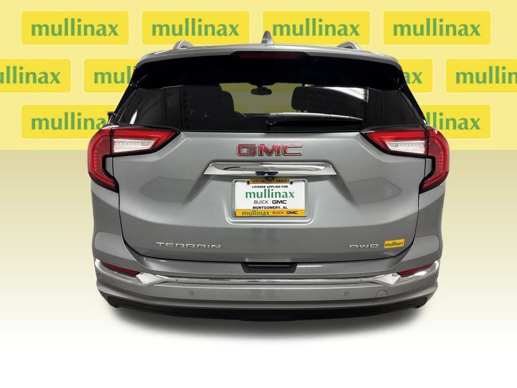 Used 2023 GMC Terrain Denali image 17