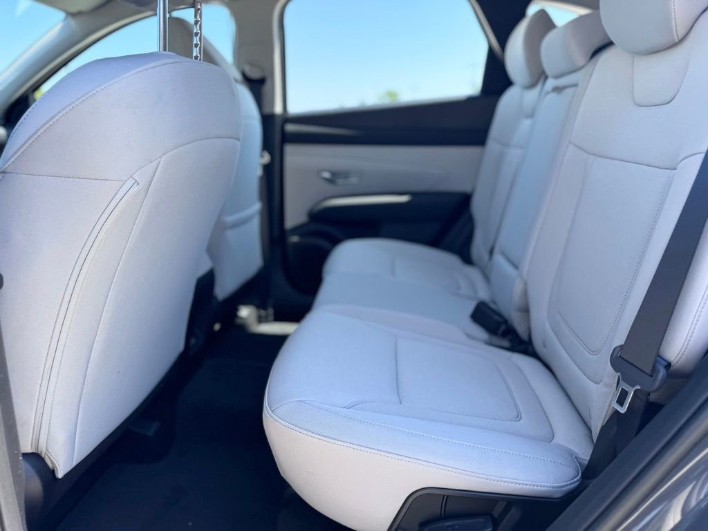 New 2026 Hyundai Tucson SE image 16