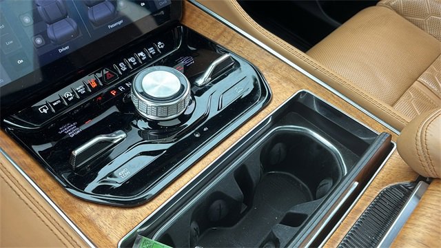 Used 2023 Jeep Grand Wagoneer L Series III w/ Rear Seat Video Group 1 image 24