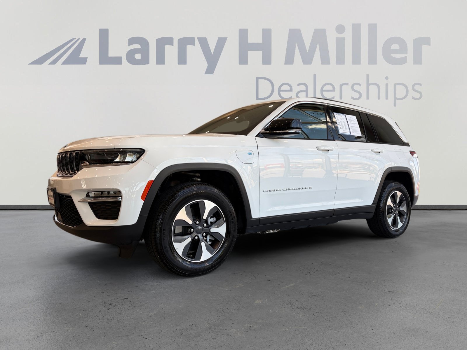 Used 2024 Jeep Grand Cherokee Limited 4xe