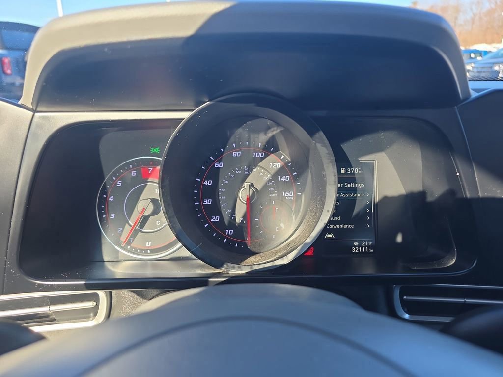 Used 2022 Hyundai Elantra SEL image 31