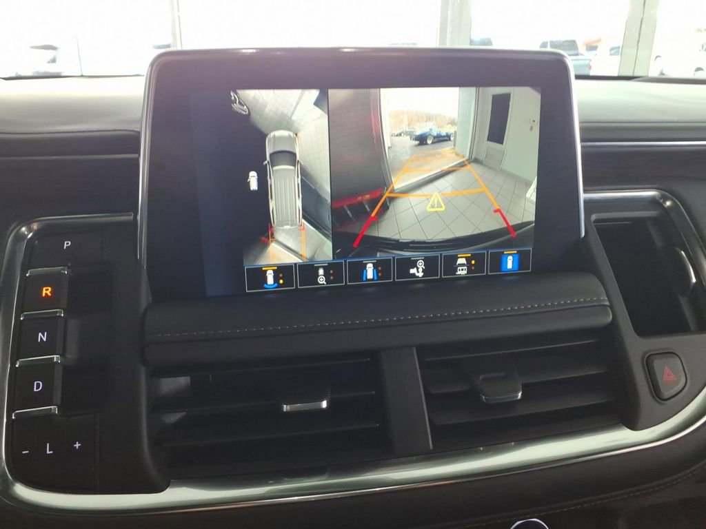 Used 2023 Chevrolet Tahoe LT w/ Luxury Package image 23