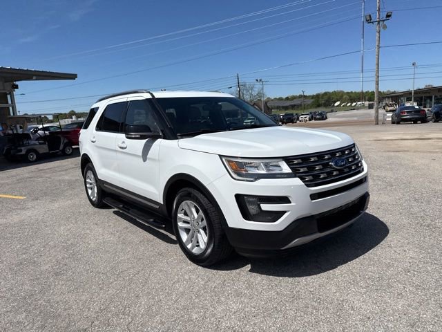 Used 2016 Ford Explorer XLT w/ Equipment Group 201A image 12