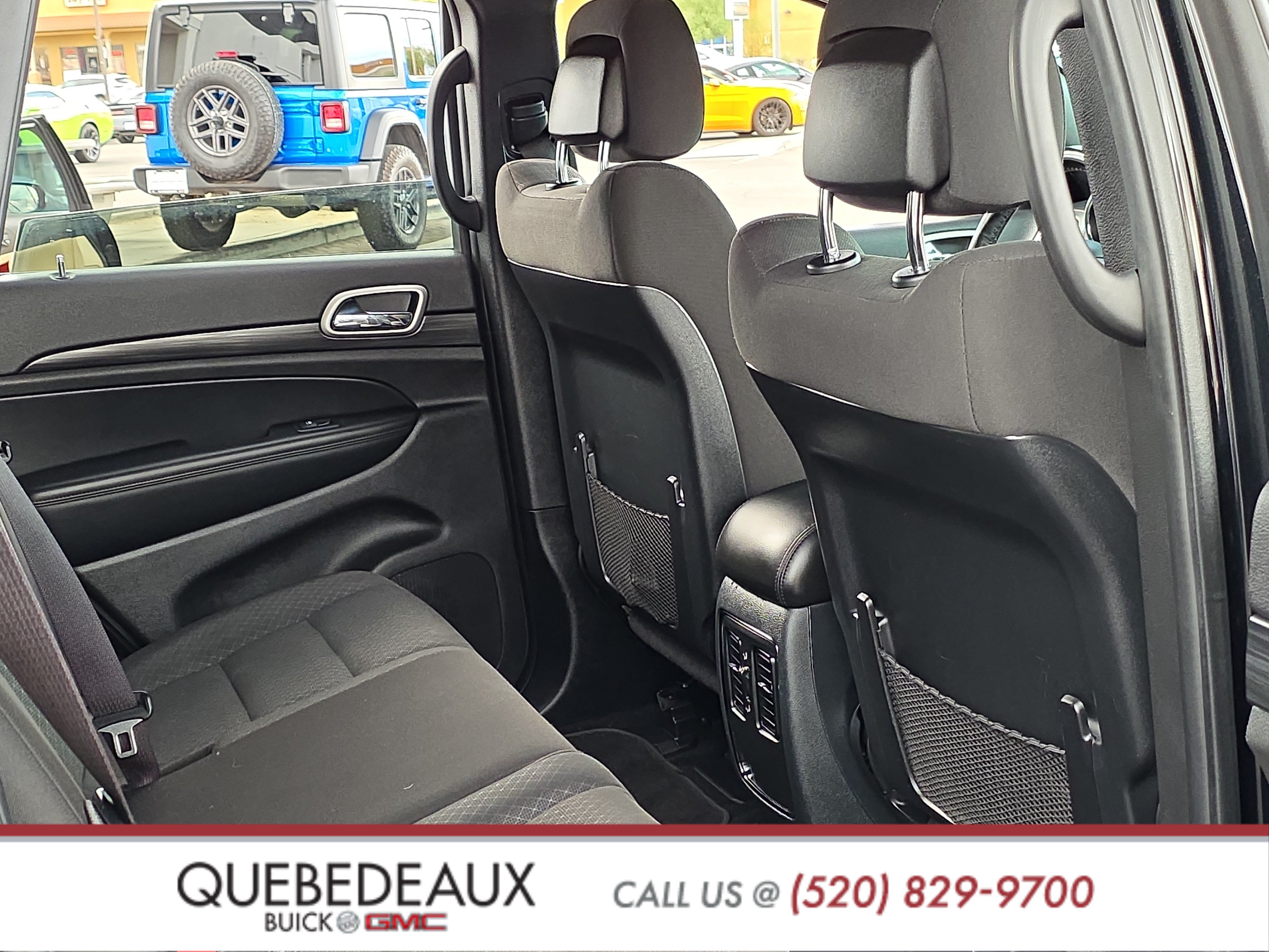 Used 2020 Jeep Grand Cherokee Laredo RWD image 23