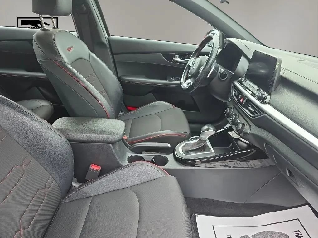 Used 2021 Kia Forte GT FWD image 12