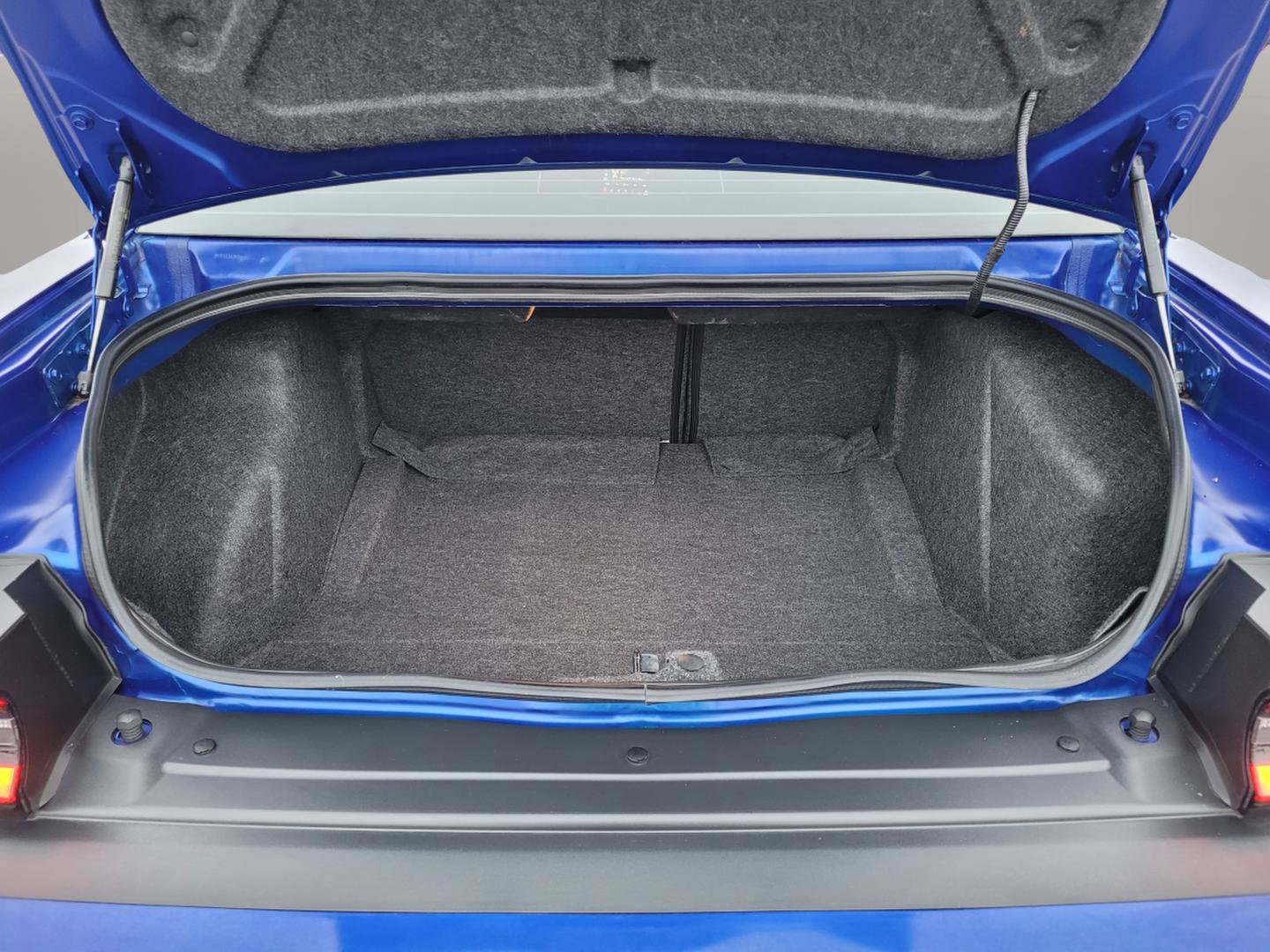 Used 2021 Dodge Challenger R/T Scat Pack w/ Plus Package image 15