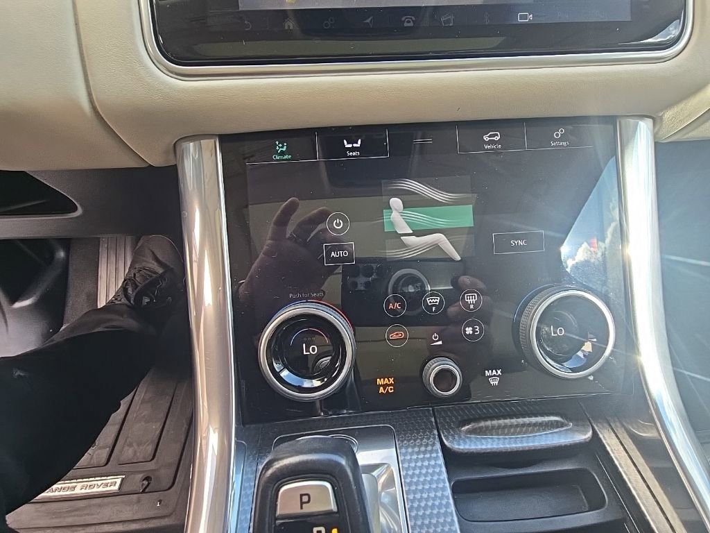 Used 2018 Land Rover Range Rover Sport Supercharged image 28