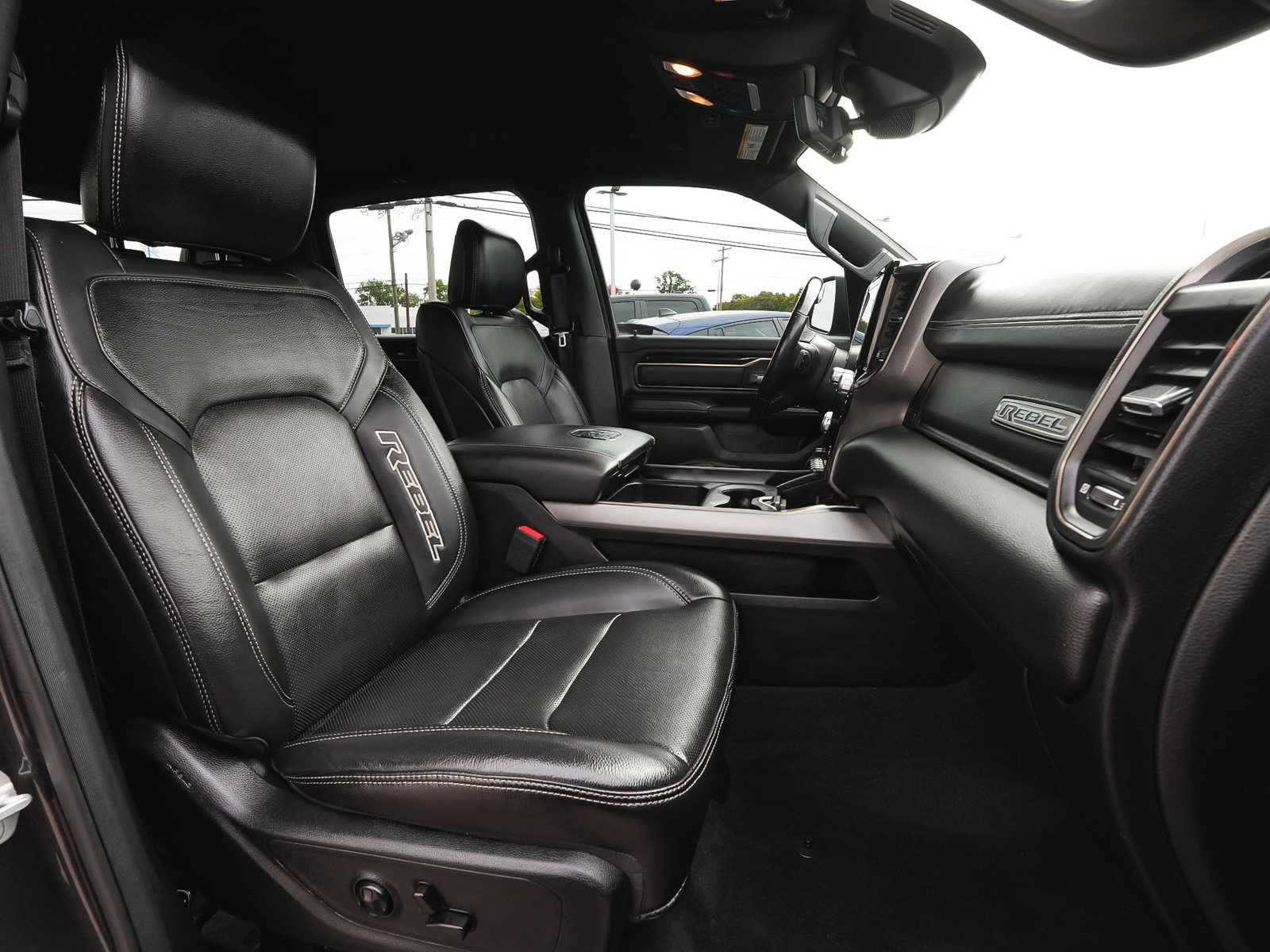 Used 2021 RAM 1500 Rebel w/ Rebel Level 2 Equipment Group AWD/4WD image 41