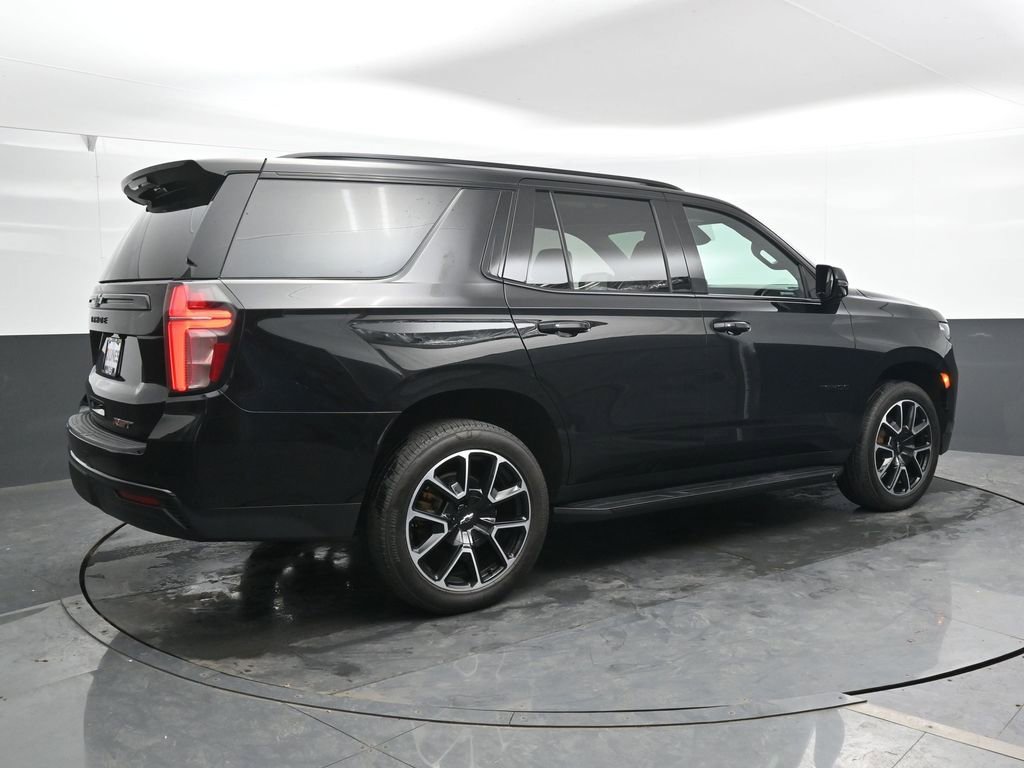 Used 2023 Chevrolet Tahoe RST w/ Luxury Package AWD/4WD image 2