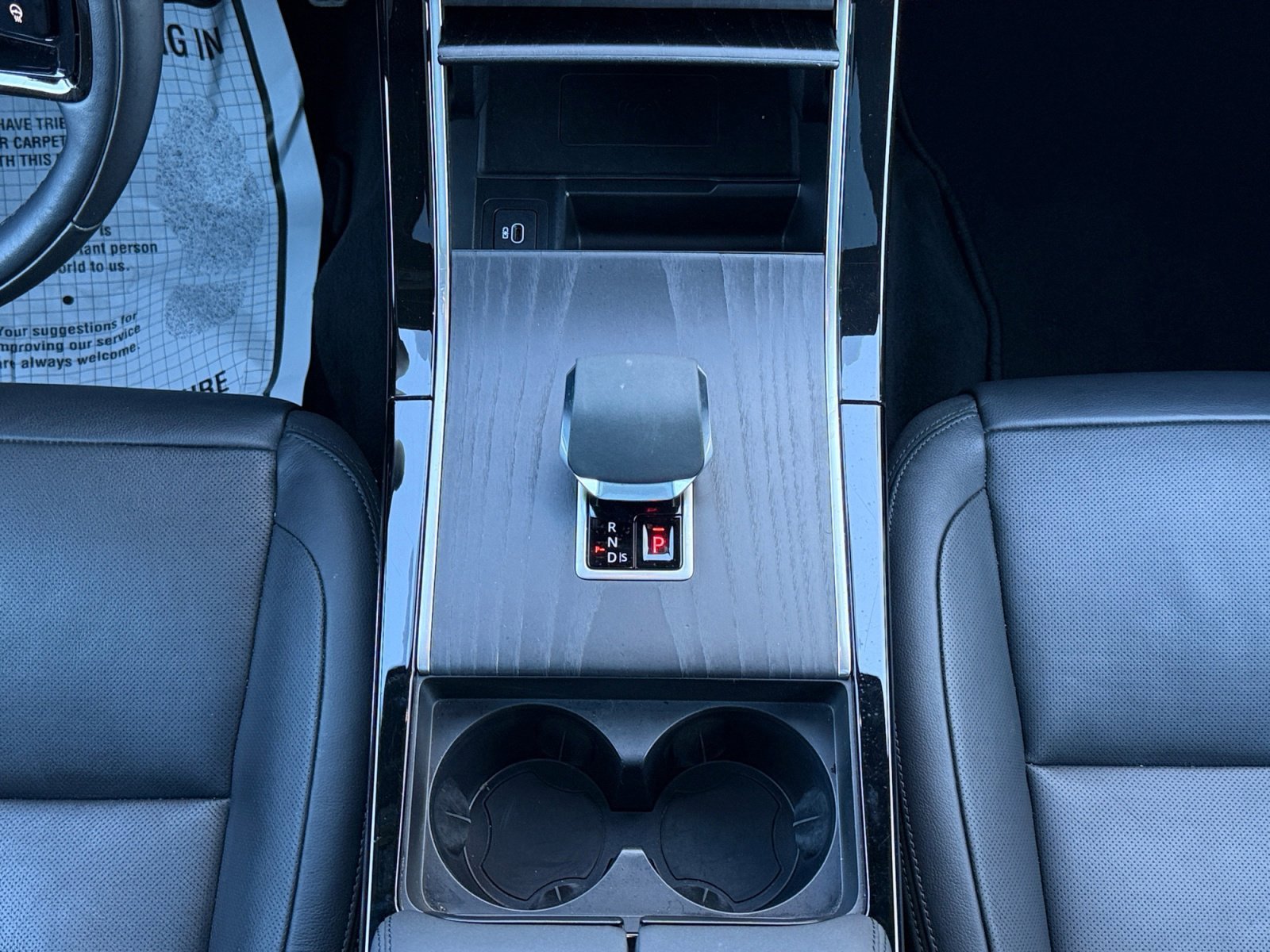 Used 2024 Land Rover Range Rover Velar Dynamic SE AWD/4WD image 15