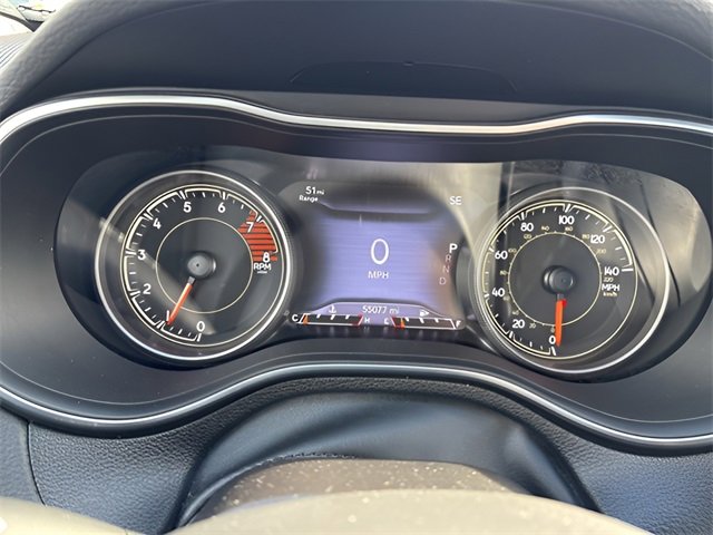 Used 2022 Jeep Cherokee Limited w/ Mopar Interior Package image 12