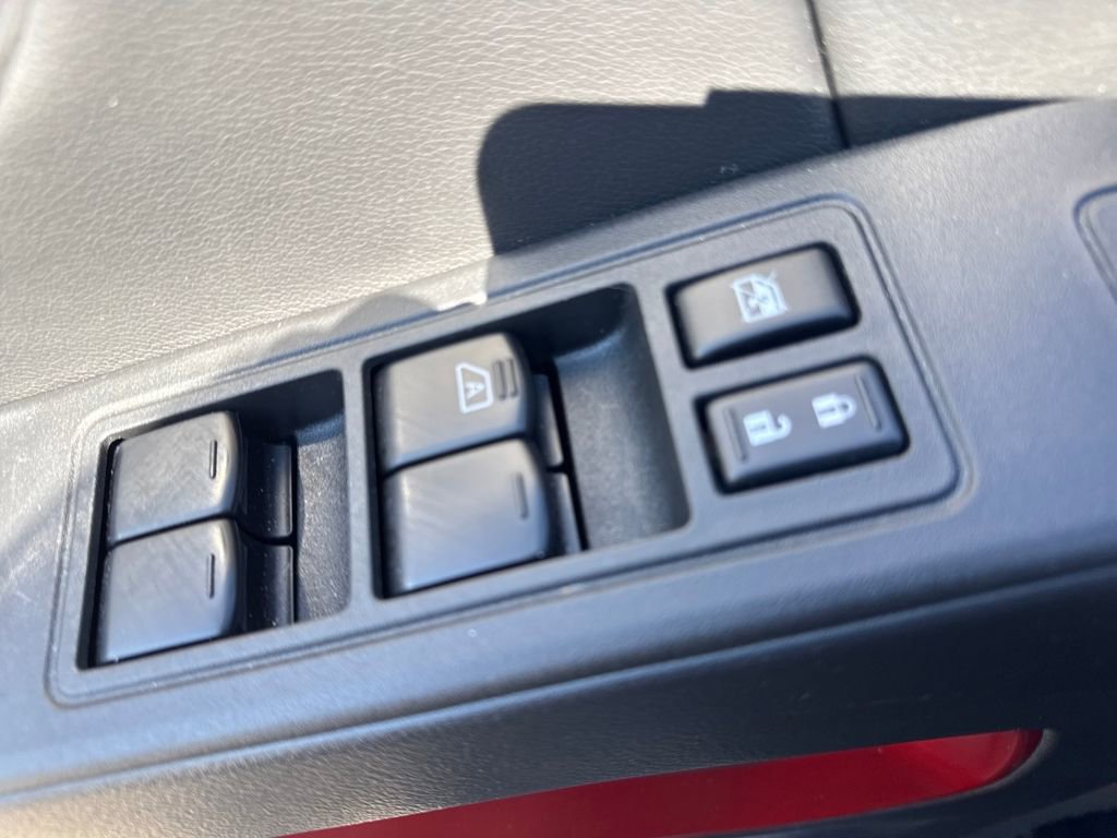 Used 2025 Nissan Frontier Pro-X w/ Pro Convenience Package image 16