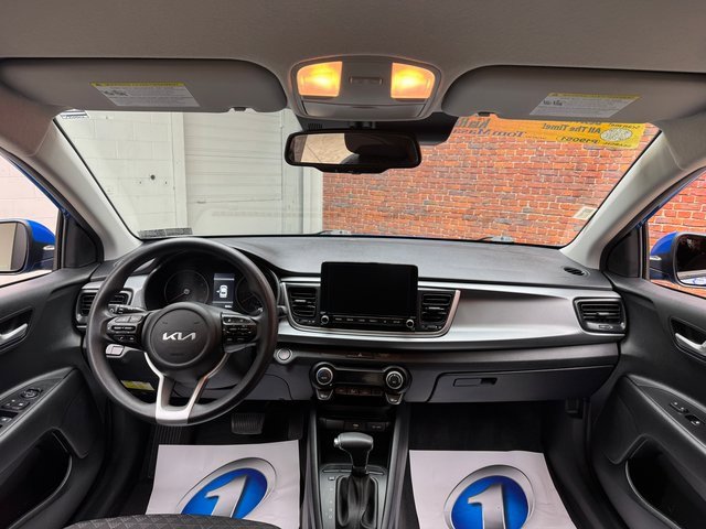 Used 2022 Kia Rio S w/ Technology Package image 12