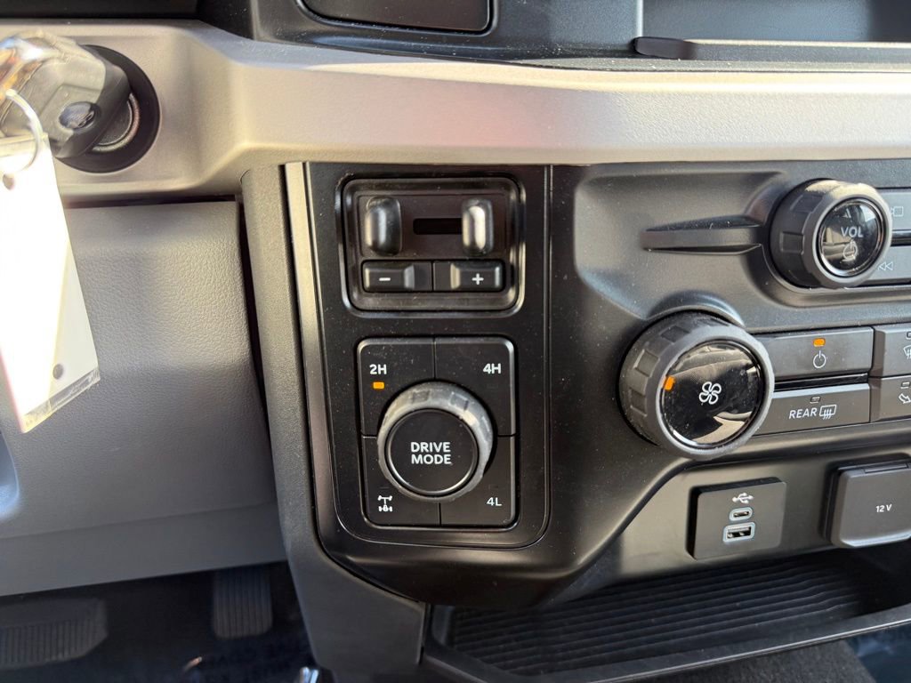 Used 2026 Ford F250 XL w/ STX Appearance Package image 25