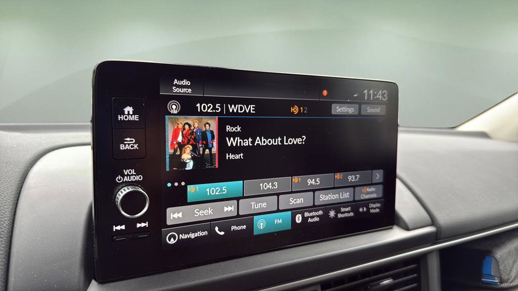 Used 2025 Honda Pilot Elite image 22