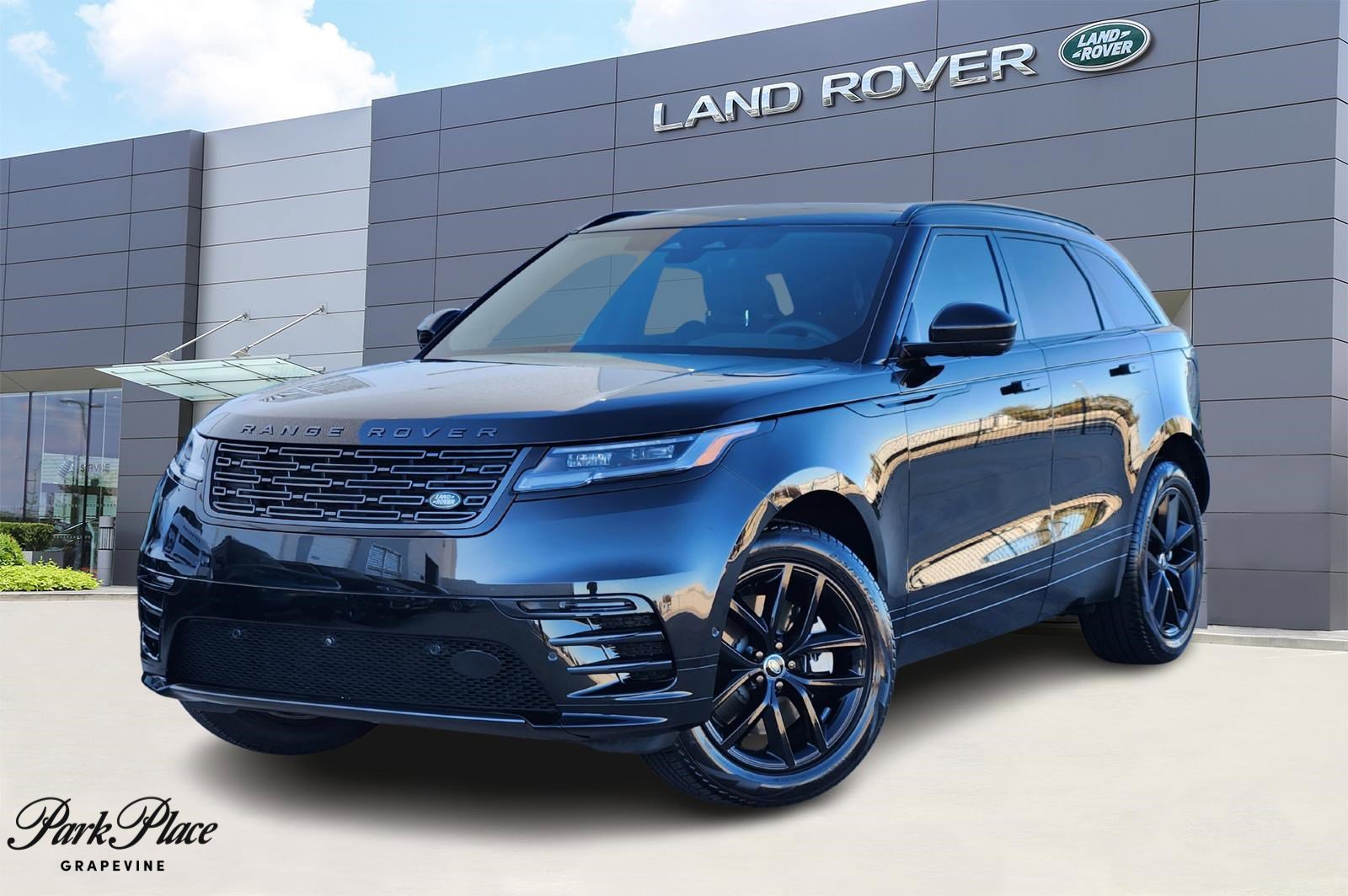 Certified 2026 Land Rover Range Rover Velar Dynamic SE image 1