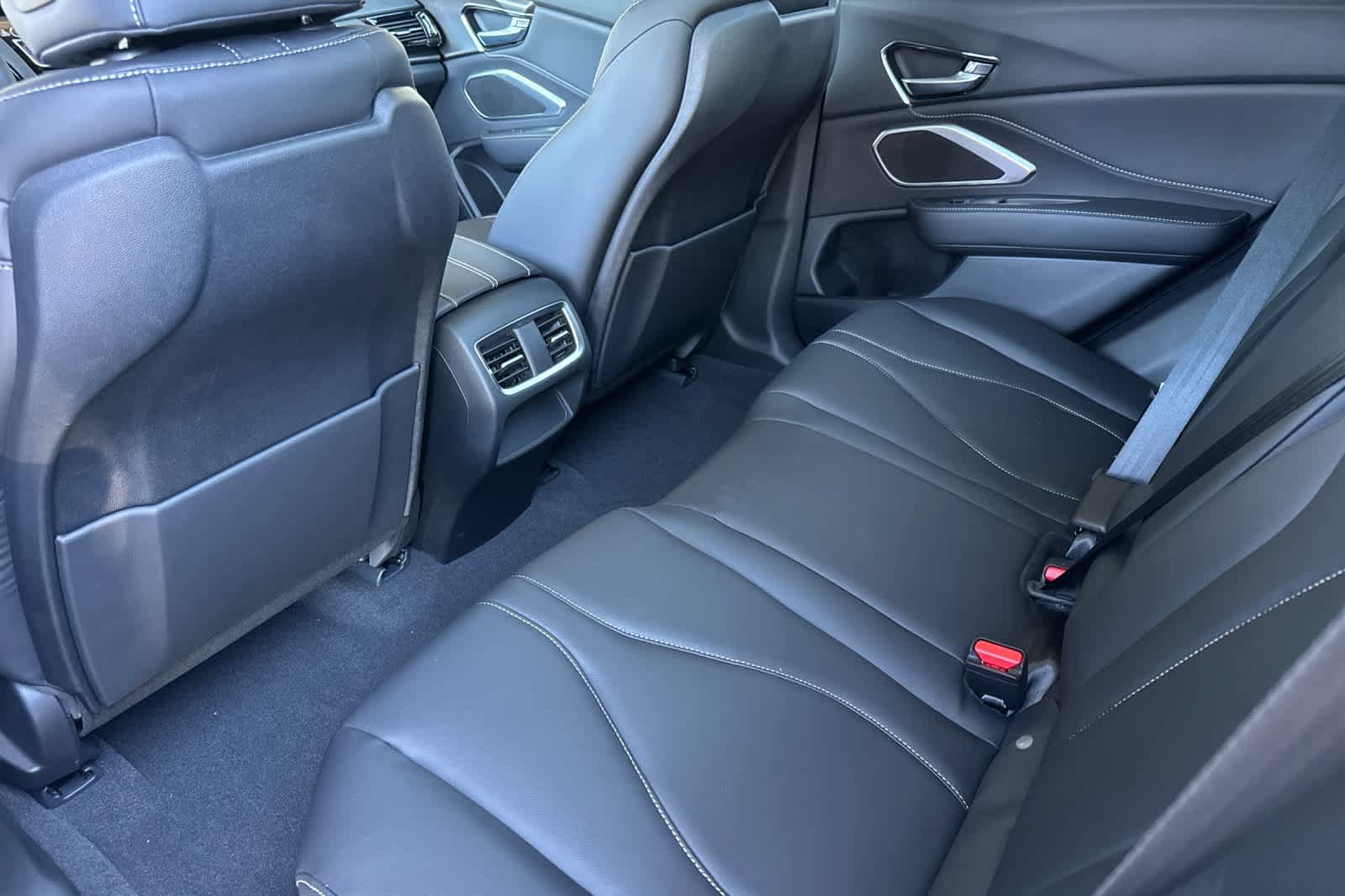New 2026 Acura RDX SH-AWD image 10