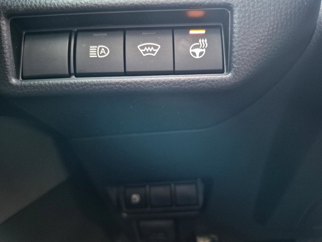 Used 2024 Toyota Prius XLE image 14