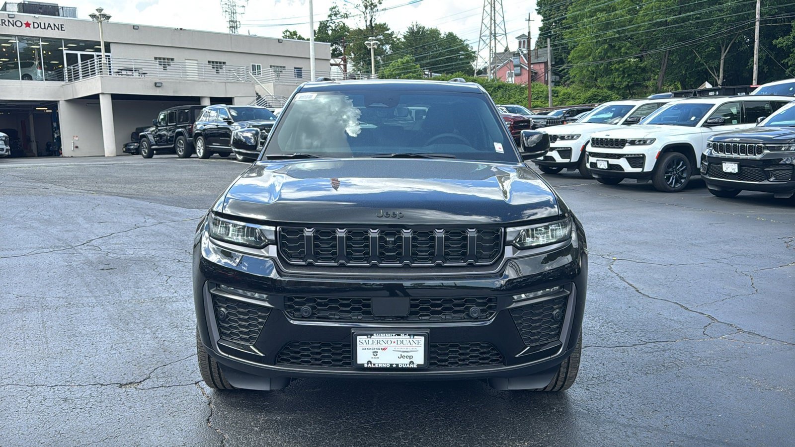 New 2026 Jeep Grand Cherokee Limited AWD/4WD image 2
